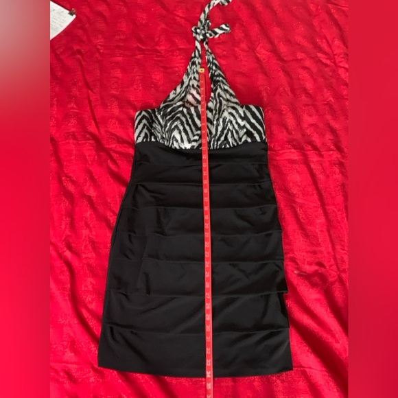 En Focus Studio Black Dress in Size 10 and Like New Condition - Picture 6 of 7